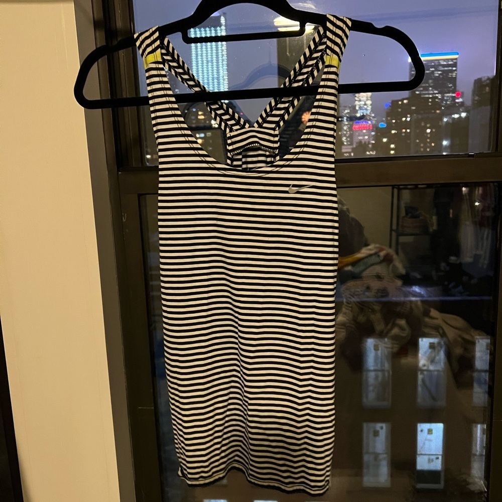 NIKE black and white striped tank top